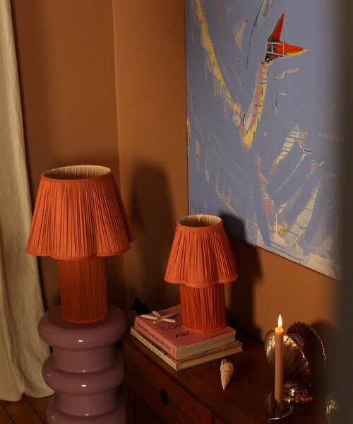 Doing Goods Namizna lučka Doing Goods Myra Lamp Small Silk