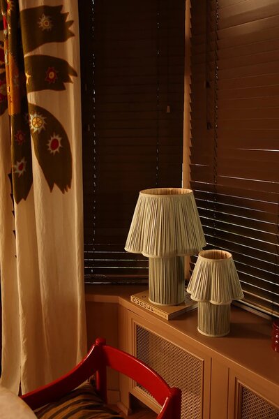 Doing Goods Namizna lučka Doing Goods Myra Lamp Small Silk S