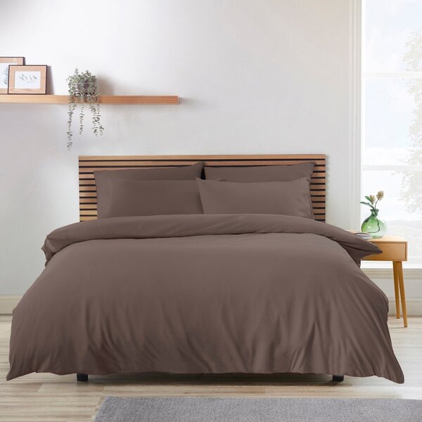Temno rjava posteljnina za zakonsko posteljo 200x200 cm So Soft Non Iron – Catherine Lansfield