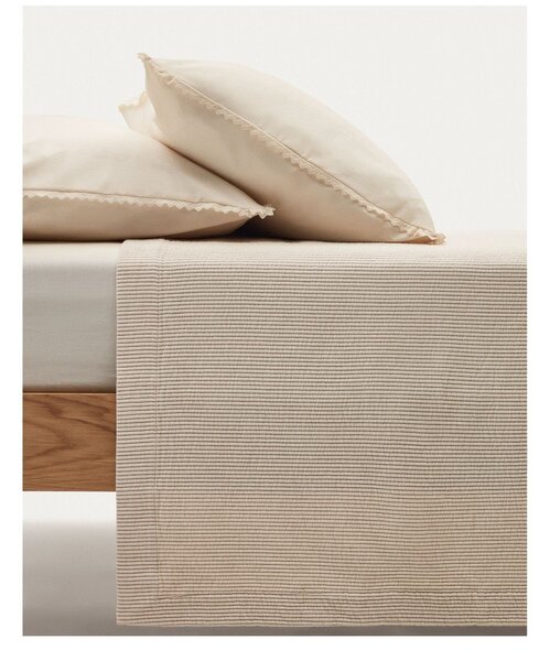 Bež bombažno pregrinjalo 240x260 cm Bedar – Kave Home