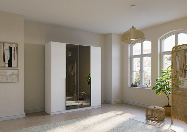 Modern Living Omara S Klasičnimi Vrati Skyla, Bela
