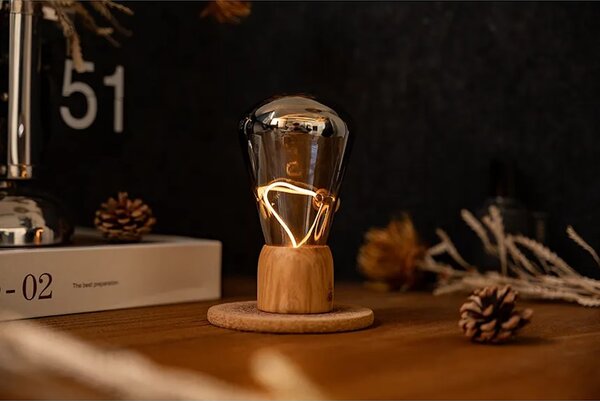 Gingko Design svetilka LED iz stekla 6,8 x 6,8 x 12,7 cm