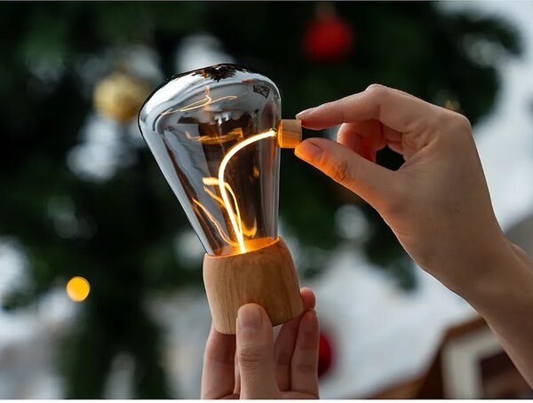 Gingko Design svetilka LED iz stekla 6,8 x 6,8 x 12,7 cm