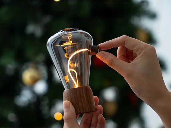 Gingko Design svetilka LED iz stekla 6,8 x 6,8 x 12,7 cm