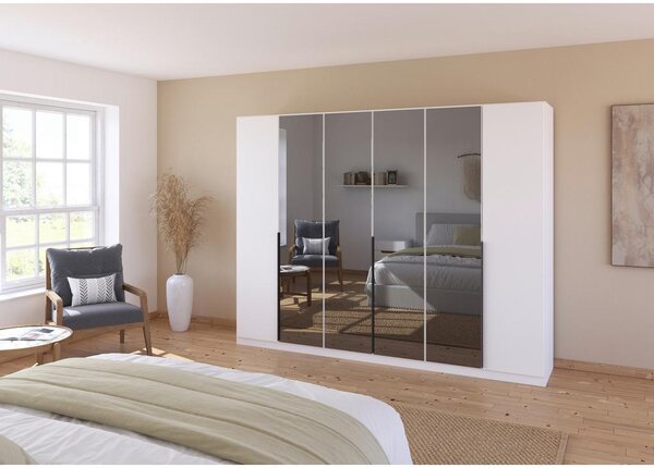 Modern Living Omara S Klasičnimi Vrati Skyla, Bela