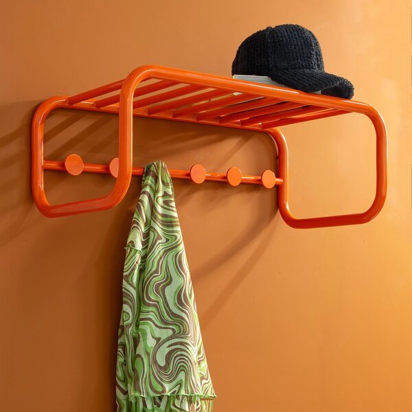 Oranžen kovinski stenski obešalnik s polico 72 cm Retro – Spinder Design
