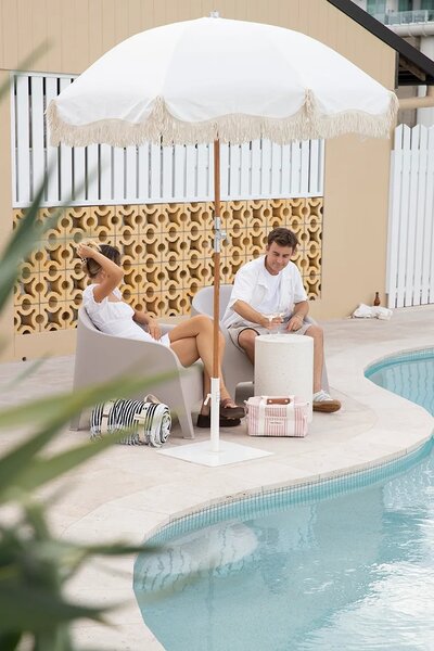 Business & Pleasure Co. Vrtni senčnik Business & Pleasure Co. Antique White