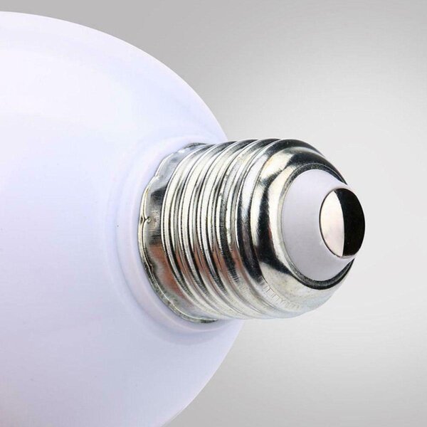 LED RGB disko žarnica E27 3W