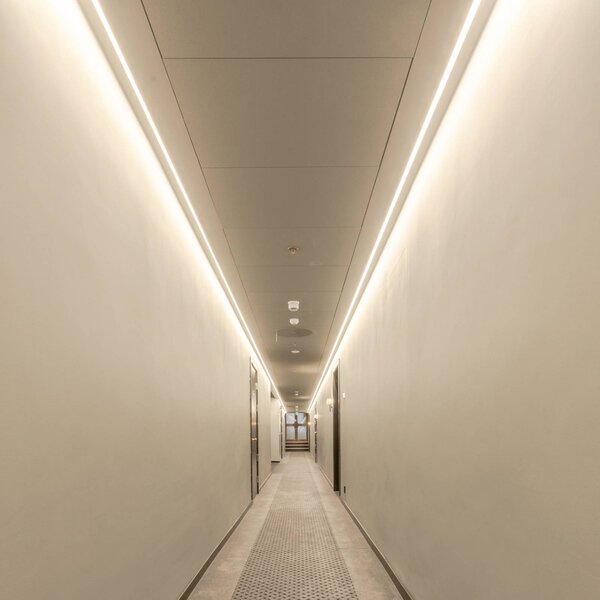 SLC LED trakovi Ultra Long iCC IP67 30m 240W 3.000K