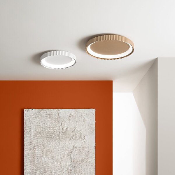 Luce Ambiente Design LED stropna svetilka Niike, zlata barva, Ø 50 cm, kovina, CCT, Zlata / medeninasta, Dnevna soba / jedilnica, Kovina, Sodobni