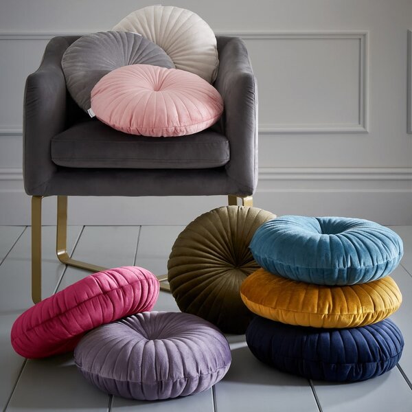 Žametna okrasna blazina ø 40 cm Round Soft Touch – Catherine Lansfield
