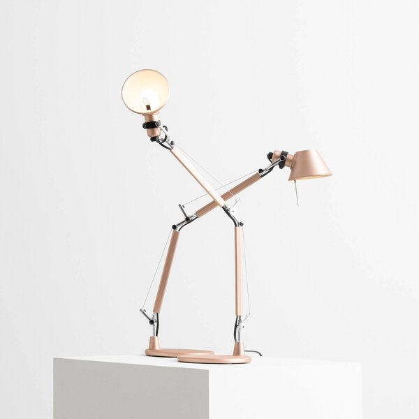 Namizna svetilka Artemide Tolomeo Micro, baker