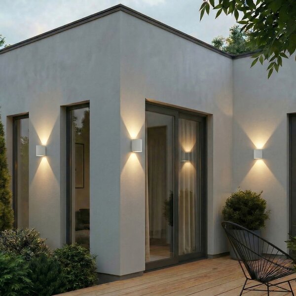 Lindby LED zunanja stenska svetilka Ralino, bela, 2-svetilna, IP65, Bela, Aluminij, Sodobni