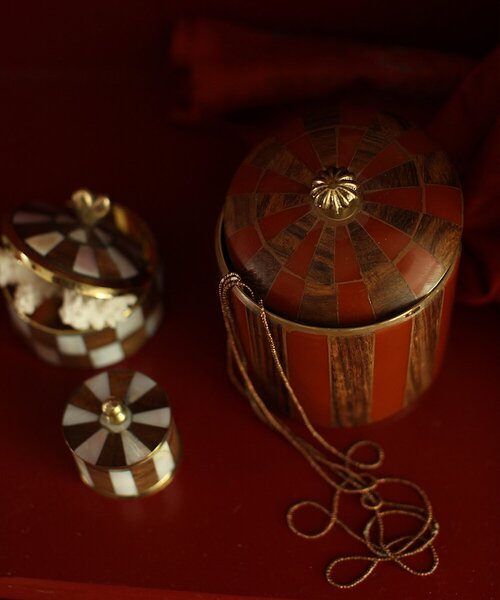 Doing Goods Posoda s pokrovom Doing Goods Piper Striped Circus Box