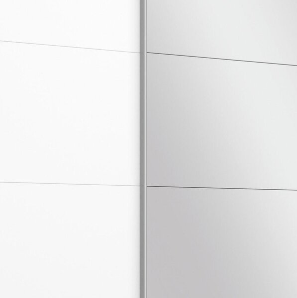 Modern Living Omara Z Drsnimi Vrati Belluno, Bela