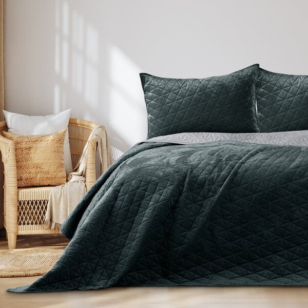 Sivo pregrinjalo za posteljo AmeliaHome Laila Silver, 220 x 240 cm