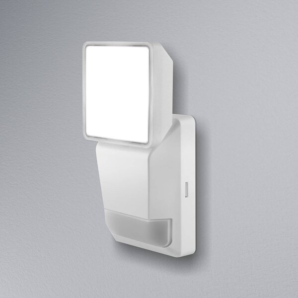 LEDVANCE Endura Pro Spot Sensor LED Spot 8W bela