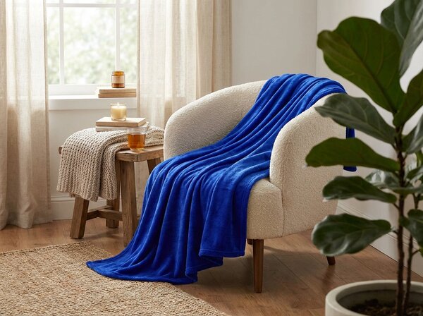 Mikroflis odeja SOFT, kraljevsko modra Dimenzije: 200 x 220 cm