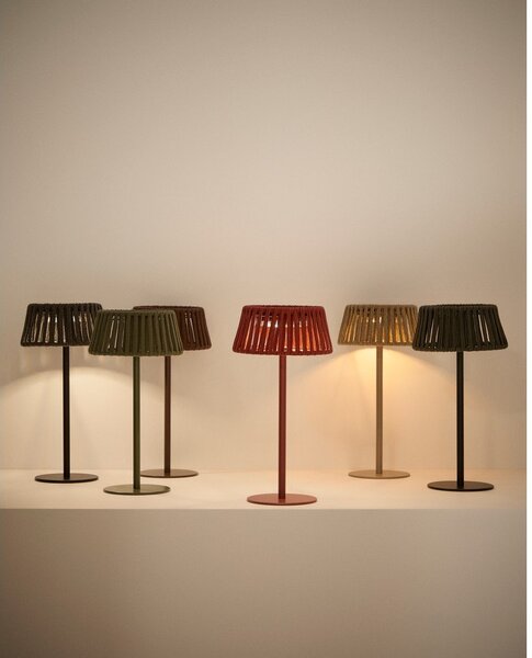 LED namizna/prenosljiva zunanja svetilka s solarnim panelom (višina 30 cm) Aldet – Kave Home