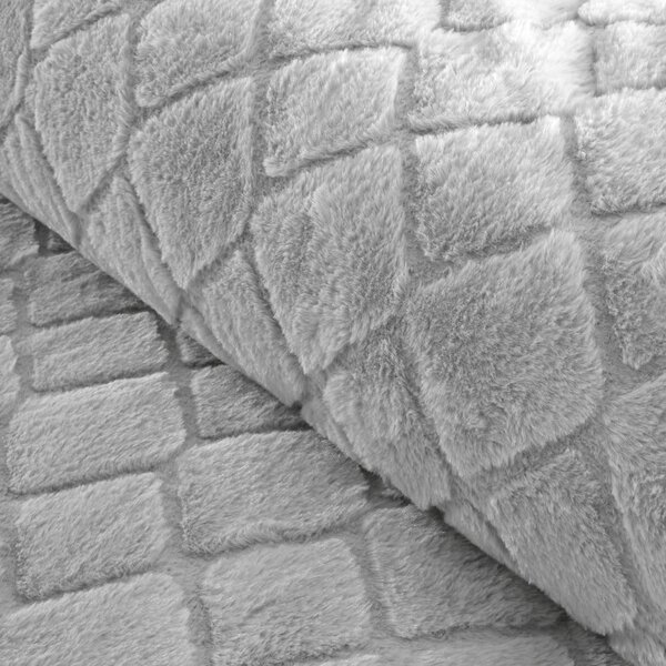 Siva posteljnina za zakonsko posteljo iz mikropliša 200x200 cm Cosy Diamond – Catherine Lansfield