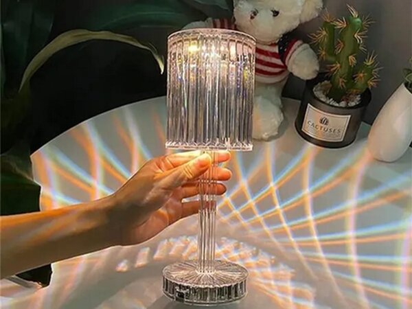 LED RGB aku. namizna kristalna svetilka USB daljinec