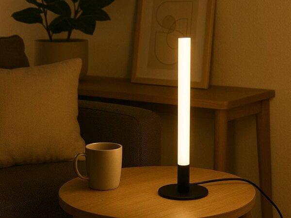 LED vertikalna namizna svetilka 3 barve svetlobe USB 40cm črna