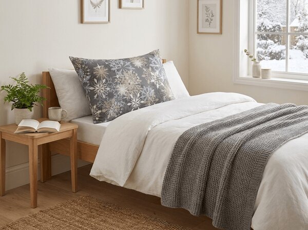 Prevleka za vzglavnik iz mikrovlaken SNOWFLAKE 70x90 cm, modro-siva