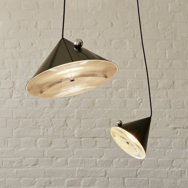Tom Dixon LED viseča svetilka Pose, zelena, Ø 43 cm, jeklo dim, zatemnjen, Zelena, Dnevna soba / jedilnica, Kovina, Dizajn