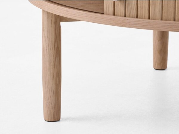 Okrogla klubska mizica v hrastovem dekorju v svetli naravni barvi ø 85 cm Meta – Unique Furniture