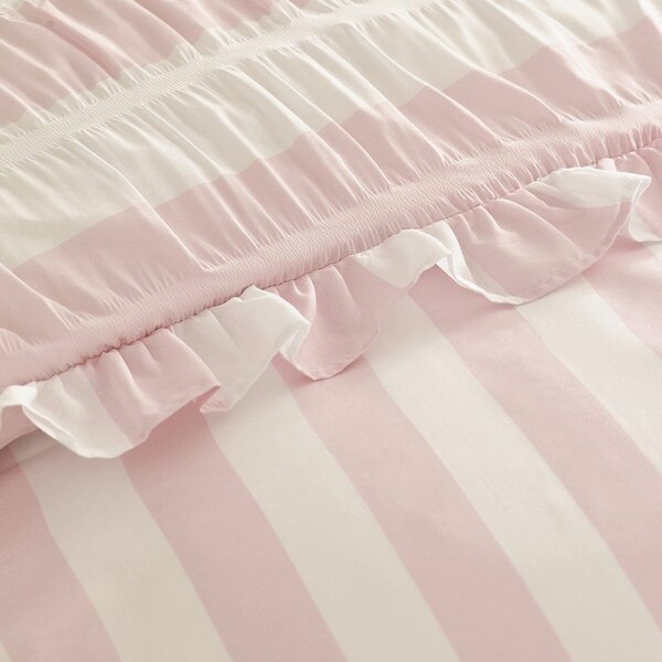 Rožnata 3-delna posteljnina za zakonsko posteljo 200x200 cm Seersucker Frill Stripe – Catherine Lansfield