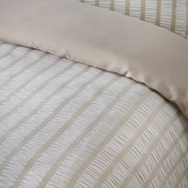 Bež 3-delna posteljnina za zakonsko posteljo 200x200 cm So Soft Seersucker Stripe – Catherine Lansfield