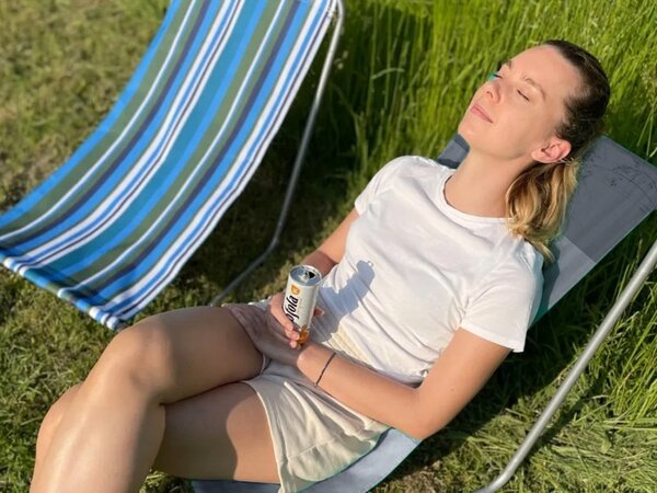 Zložljiv plažni ležalnik SAND, sive črte