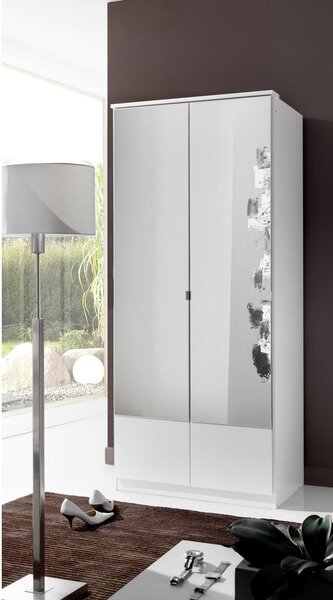 Modern Living Omara S Klasičnimi Vrati Imago, Bela
