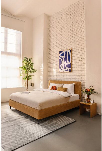 Gorčično rumena oblazinjena zakonska postelja z letvenim dnom 160x200 cm Noira Slim – Bonami Selection