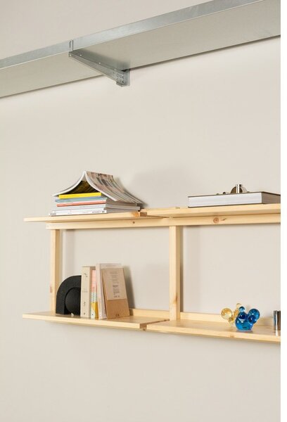 Stenska polica iz masivnega bora v naravni barvi 192x47,5 cm Groove – Karup Design