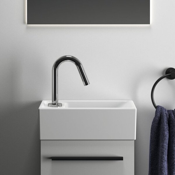 Bel keramičen umivalnik za WC 37x21 cm i.Life S – Ideal Standard