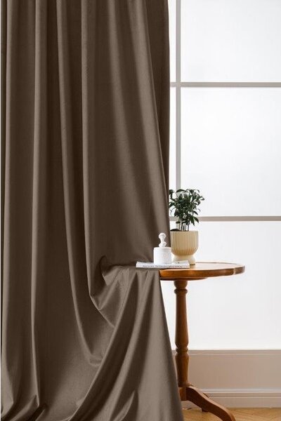 Rjava zatemnitvena zavesa VELVET 140x270 cm Za obesiti: Trak za nabiranje