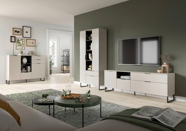 Livetastic Omara Noida, Kašmir, Črna
