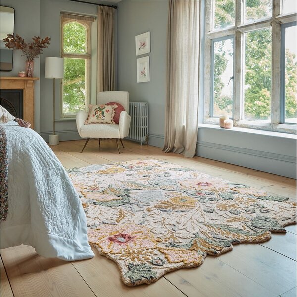 Svetlo rožnata ročno tkana volnena preproga 120x170 cm Daphne Shaped Floral – Flair Rugs