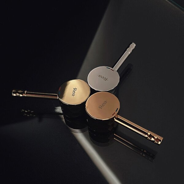 Komplet za tuširanje za vgradnjo Rea Lungo Diamond Brush Gold + BOX