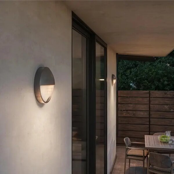 Capricorn VANJSKA ZIDNA LED SVJETILJKA SA SENZOROM 4.3W 2700K ANTRACIT 8721103109996