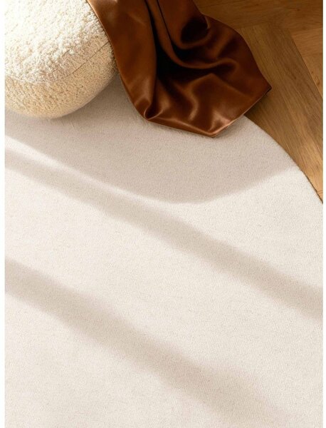 Kremno bela ročno tkana volnena okrogla preproga ø 200 cm Puristic Knots – Elle Decoration