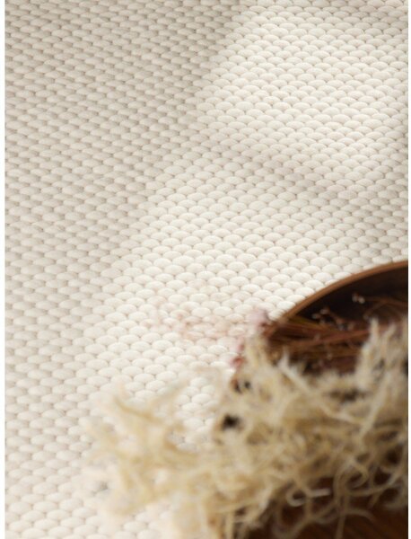 Kremno bela ročno tkana volnena preproga 140x200 cm Lyon Beans – Elle Decoration