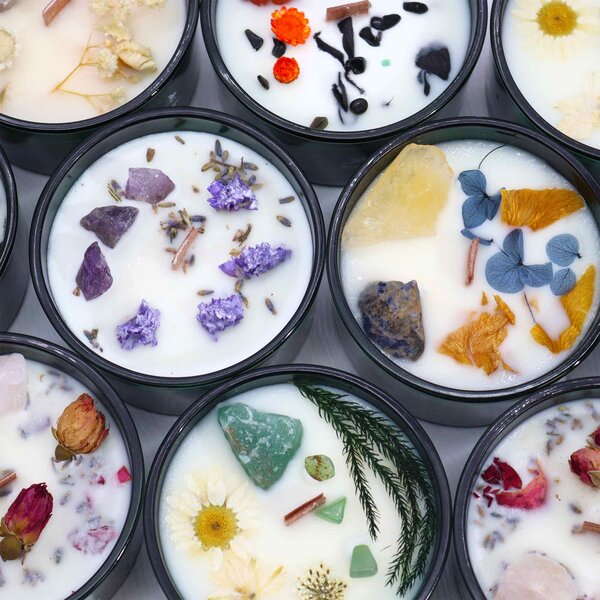 Hop Hare Kristalna čarobna sveča – Plamen ljubezni - Soy Wax, Fragrance, Glass, Gemstones - Home warming - Dan žena