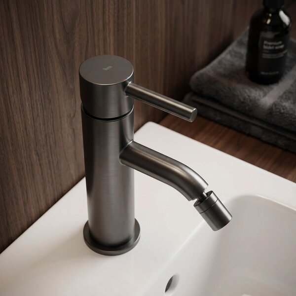 Mešalnik za bidet Rea Lungo Titan