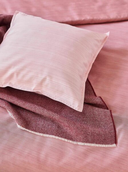 POSTELJNINA BENTE 200/200 cm damast