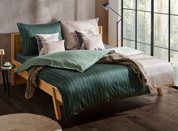 OBOJESTRANSKA POSTELJNINA STRIPES DK 140/200 cm saten zelena