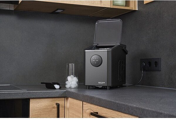 Ledomat Beezer IceCube Mini (Črne barve)