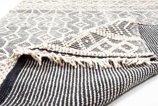 ROČNO TKANA PREPROGA Colored Macrame two 140/200 cm tkano krem barve, siva