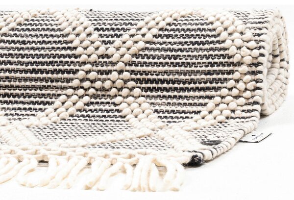 ROČNO TKANA PREPROGA Colored Macrame one 140/200 cm tkano siva, bela